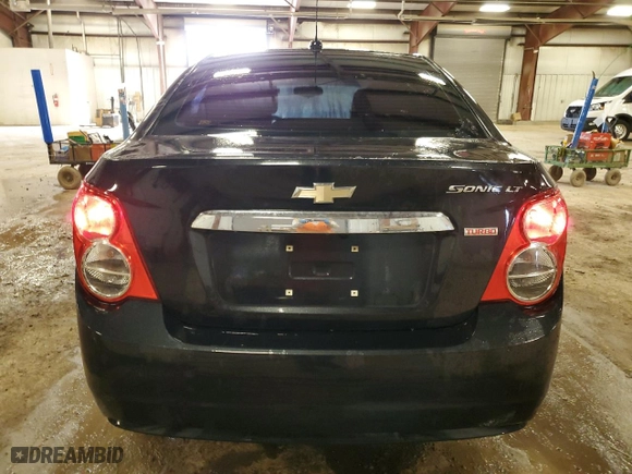 2015 Chevrolet Sonic LT with VIN 1G1JC5SB2F4115684, listed as a Copart auction lot 50025305 with 204,015 mi miles and Clean Title. Bid and sale history available at carsss.com. Image 6.