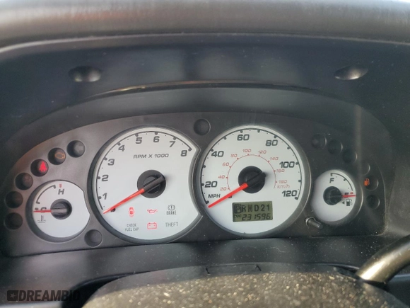 2004 Ford Escape XLT with VIN 1FMYU03134KB25107, listed as a Copart auction lot 88795295 with 231,596 mi miles and Salvage Title. Bid and sale history available at carsss.com. Image 9.