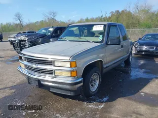 1998 Chevrolet Silverado 1500 with VIN 2GCEC19R9W1242951, listed as a IAAI auction lot 41846786 with 177,559 mi miles and . Bid and sale history available at DreamBid. Image 18.