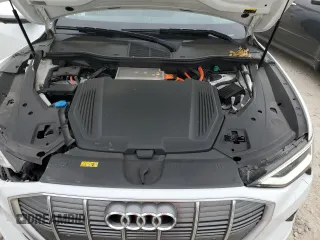 2019 Audi e-tron Prestige with VIN WA1VABGE9KB021981, listed as a Copart auction lot 50371845 with 46,624 mi miles and Salvage Title. Bid and sale history available at carsss.com. Image 12.