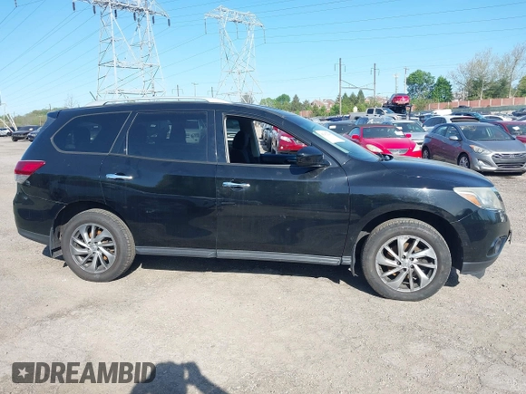2014 Nissan Pathfinder SV with VIN 5N1AR2MM1EC682262, listed as a IAAI auction lot 42132205 with 235,107 mi miles. Bid and sale history available at carsss.com. Image 14.