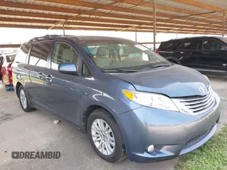 2015 Toyota Sienna XLE with VIN 5TDYK3DC7FS618571, listed as a IAAI auction lot 41930199 with 49,516 mi miles and . Bid and sale history available at carsss.com. Image 1.