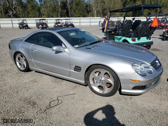 2005 Mercedes-Benz SL-Class 5.5L AMG with VIN WDBSK74F15F089669, listed as a Copart auction lot 42180675 with 0 mi miles and Salvage Title. Bid and sale history available at carsss.com. Image 4.