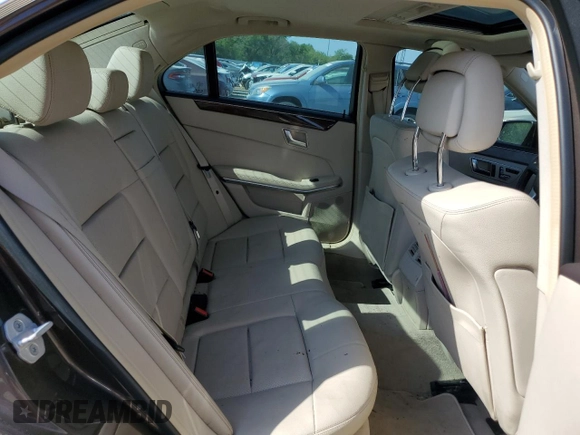 2016 Mercedes-Benz E 350 Sport z VIN WDDHF5KB8GB230306, wystawiony jako Copart lot #53542955 z przebiegiem 72 767 mil mil oraz Szkoda całkowita • Salvage title. Historia ofert i sprzedaży dostępna na DreamBid. Obrazek 10.