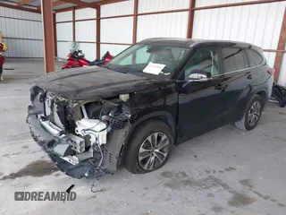 2023 Toyota Highlander L with VIN 5TDKDRAH8PS511517, listed as a IAAI auction lot 42303066 with 39,959 mi miles and . Bid and sale history available at DreamBid. Image 19.