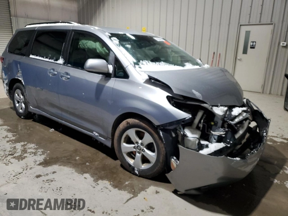2018 Toyota Sienna LE Auto Access Seat with VIN 5TDKZ3DC1JS926071, listed as a Copart auction lot 45934695 with 0 mi miles and Salvage Title. Bid and sale history available at carsss.com. Image 4.