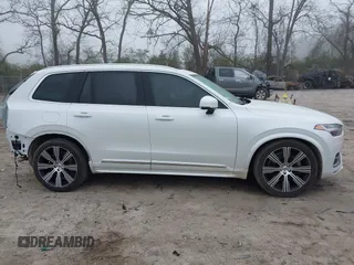 2023 Volvo XC90 Ultimate with VIN YV4062PA8P1959317, listed as a IAAI auction lot 41683784 with 16,972 mi miles and . Bid and sale history available at DreamBid. Image 14.