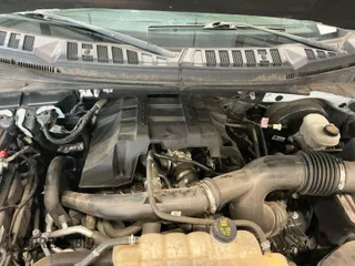 2018 Ford F-150 XL z VIN 1FTEX1CP3JKF23650, wystawiony jako IAAI lot #42785538 z przebiegiem 78 723 mil mil oraz . Historia ofert i sprzedaży dostępna na DreamBid. Obrazek 20.