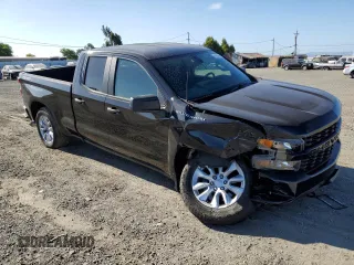 2019 Chevrolet Silverado 1500 Custom with VIN 1GCRYBEH8KZ372128, listed as a Copart auction lot 61106394 with 24,289 mi miles and Salvage Title. Bid and sale history available at DreamBid. Image 4.