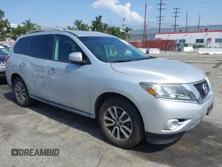 2014 Nissan Pathfinder S z VIN 5N1AR2MM7EC622440, wystawiony jako IAAI lot #42783546 z przebiegiem 134 017 mil mil oraz . Historia ofert i sprzedaży dostępna na DreamBid. Obrazek 1.