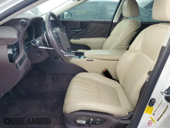 2019 Lexus LS 500 with VIN JTHB51FF4K5007906, listed as a Copart auction lot 78994754 with 30,488 mi miles and Non repairable. Bid and sale history available at DreamBid. Image 7.