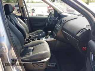 2013 Land Rover LR2 with VIN SALFR2BG7DH328733, listed as a IAAI auction lot 42012174 with 116,852 mi miles and . Bid and sale history available at DreamBid. Image 5.