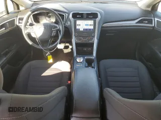 2020 Ford Fusion SE with VIN 3FA6P0H74LR129120, listed as a Copart auction lot 49111985 with 51,402 mi miles and Salvage title. Bid and sale history available at DreamBid. Image 8.