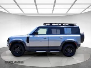 2023 Land Rover Defender S with VIN SALEJ7EX3P2131XXX, listed as a Copart auction lot 60791425 with 22,251 mi miles and Clean title. Bid and sale history available at DreamBid. Image 7.