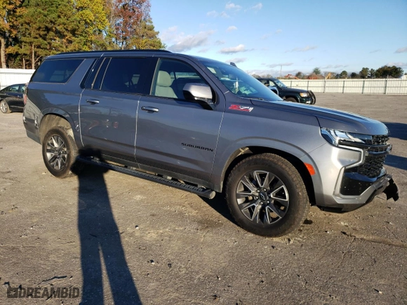 2022 Chevrolet Suburban Z71 with VIN 1GNSKDKD8NR117510, listed as a Copart auction lot 80980744 with 77,519 mi miles and Salvage Title. Bid and sale history available at carsss.com. Image 4.
