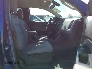 2017 Chevrolet Colorado 2WD WT z VIN 1GCHSBEA7H1298059, wystawiony jako IAAI lot #42381334 z przebiegiem 82 063 mil mil oraz . Historia ofert i sprzedaży dostępna na DreamBid. Obrazek 5.