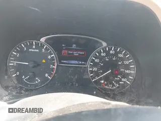 2017 Nissan Pathfinder SV z VIN 5N1DR2MNXHC622572, wystawiony jako IAAI lot #42144228 z przebiegiem 155 262 mil mil oraz . Historia ofert i sprzedaży dostępna na DreamBid. Obrazek 7.