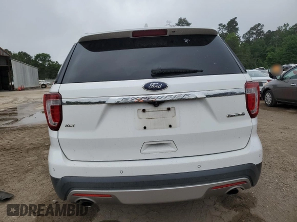 2016 Ford Explorer XLT with VIN 1FM5K7D86GGC54625, listed as a Copart auction lot 53947785 with 338,551 mi miles and Salvage Title. Bid and sale history available at DreamBid. Image 6.
