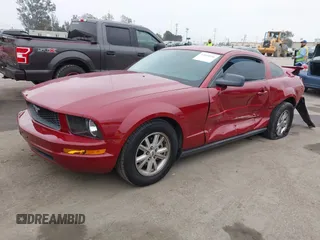 2008 Ford Mustang Deluxe with VIN 1ZVHT80N485107892, listed as a IAAI auction lot 42410036 with 117,977 mi miles and . Bid and sale history available at DreamBid. Image 17.