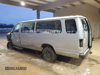 2004 Ford Econoline Passenger XL with VIN 1FBSS31L04HA31211, listed as a Copart auction lot 45018845 with 388,248 mi miles and Salvage Title. Bid and sale history available at carsss.com. Image 2.