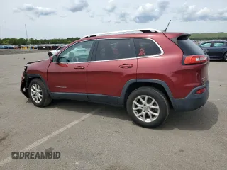 2015 Jeep Cherokee Latitude z VIN 1C4PJMCS2FW635212, wystawiony jako Copart lot #57851645 z przebiegiem 90 887 mil mil oraz Szkody całkowita. Historia ofert i sprzedaży dostępna na DreamBid. Obrazek 2.