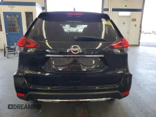 2017 Nissan Rogue SV z VIN KNMAT2MV1HP557905, wystawiony jako Copart lot #63863595 z przebiegiem 78 445 mil mil oraz Szkoda całkowita • Salvage title. Historia ofert i sprzedaży dostępna na DreamBid. Obrazek 6.