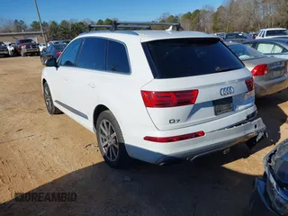 2019 Audi Q7 Premium Plus with VIN WA1LHAF71KD044983, listed as a IAAI auction lot 41367170 with 62,564 mi miles and . Bid and sale history available at DreamBid. Image 3.