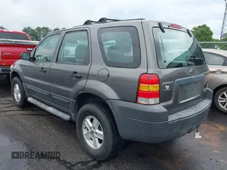 2006 Ford Escape XLS with VIN 1FMYU02Z46KA52355, listed as a IAAI auction lot 42376670 with Not provided miles and . Bid and sale history available at DreamBid. Image 3.
