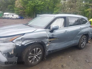 2024 Toyota Highlander LE with VIN 5TDKDRBH5RS562216, listed as a IAAI auction lot 42246348 with 14,145 mi miles and . Bid and sale history available at DreamBid. Image 6.