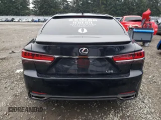 2018 Lexus LS with VIN JTHC51FF3J5001811, listed as a Copart auction lot 89018805 with 34,304 mi miles and Salvage Title. Bid and sale history available at carsss.com. Image 6.