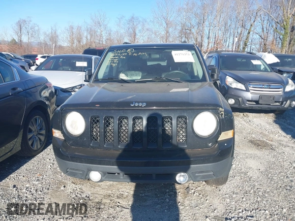 2014 Jeep Patriot Latitude with VIN 1C4NJPFAXED681859, listed as a IAAI auction lot 41271373 with 173,529 mi miles and . Bid and sale history available at DreamBid. Image 12.