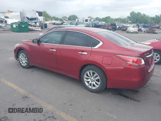2015 Nissan Altima S with VIN 1N4AL3AP8FC429912, listed as a IAAI auction lot 42191698 with 241,035 mi miles and . Bid and sale history available at DreamBid. Image 3.