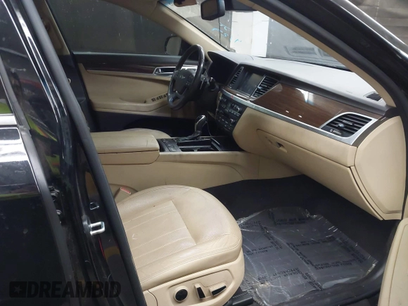 2017 Genesis G80 3.8L z VIN KMHGN4JE4HU175479, wystawiony jako IAAI lot #42161608 z przebiegiem 118 066 mil mil oraz . Historia ofert i sprzedaży dostępna na DreamBid. Obrazek 5.