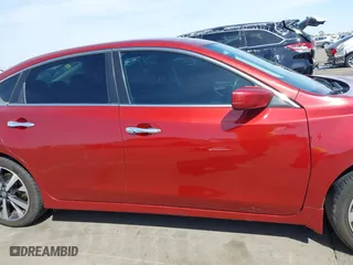 2016 Nissan Altima 2.5 SL with VIN 1N4AL3AP4GC122089, listed as a IAAI auction lot 41965851 with 121,608 mi miles. Bid and sale history available at carsss.com. Image 14.