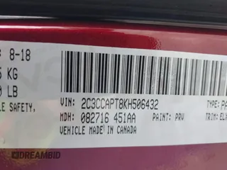 2019 Chrysler 300 C Luxury Series with VIN 2C3CCAPT8KH506432, listed as a IAAI auction lot 40933892 with 100,862 mi miles and . Bid and sale history available at carsss.com. Image 9.