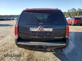 2007 Cadillac Escalade z VIN 1GYFK638X7R400611, wystawiony jako Copart lot #45345495 z przebiegiem 225 854 mil mil oraz Szkody całkowita. Historia ofert i sprzedaży dostępna na DreamBid. Obrazek 6.