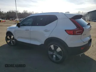 2020 Volvo XC40 Momentum with VIN YV4162UK8L2177380, listed as a Copart auction lot 49244565 with 45,228 mi miles and Salvage Title. Bid and sale history available at DreamBid. Image 2.
