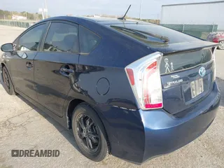 2015 Toyota Prius Four with VIN JTDKN3DU8F0396910, listed as a IAAI auction lot 41872975 with 203,374 mi miles. Bid and sale history available at carsss.com. Image 6.
