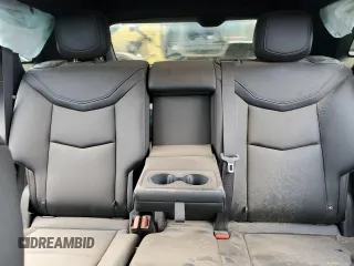 2021 Cadillac XT5 AWD Luxury z VIN 1GYKNBR4XMZ112957, wystawiony jako Copart lot #45513165 z przebiegiem 45 322 mil mil oraz Czysty tytuł • Clean title. Historia ofert i sprzedaży dostępna na DreamBid. Obrazek 10.