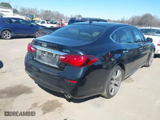 2017 Infiniti Q70L 3.7 with VIN JN1BY1PP2HM170538, listed as a IAAI auction lot 41645612 with 143,649 mi miles. Bid and sale history available at carsss.com. Image 4.