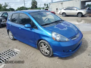 2008 Honda Fit Sport with VIN JHMGD38648S059693, listed as a Copart auction lot 69943294 with 193,114 mi miles and Salvage Title. Bid and sale history available at carsss.com. Image 4.