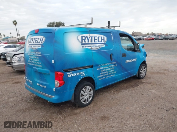 2019 Nissan NV200 S z VIN 3N6CM0KN8KK696187, wystawiony jako IAAI lot #41688850 z przebiegiem 126 602 mil mil oraz . Historia ofert i sprzedaży dostępna na DreamBid. Obrazek 4.