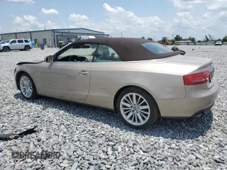 2010 Audi A5 Premium Plus z VIN WAULFAFH0AN021608, wystawiony jako Copart lot #55438325 z przebiegiem Nie podano mil oraz Szkoda całkowita • Salvage title. Historia ofert i sprzedaży dostępna na DreamBid. Obrazek 2.