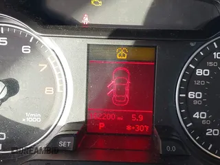 2010 Audi A4 Premium Plus z VIN WAUFFAFL2AN031638, wystawiony jako IAAI lot #41479290 z przebiegiem 162 200 mil mil oraz . Historia ofert i sprzedaży dostępna na DreamBid. Obrazek 16.