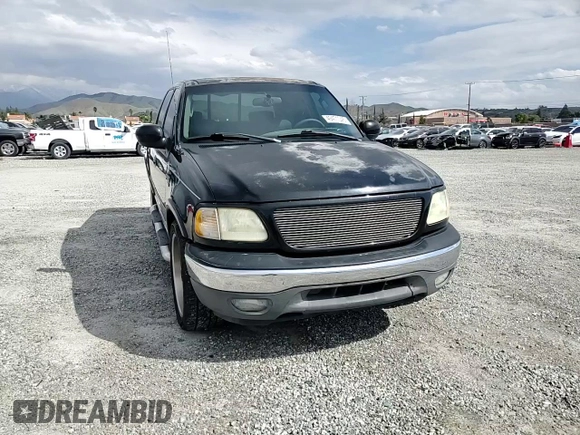 2003 Ford F-150 XLT with VIN 1FTRW07L33KB17103, listed as a Copart auction lot 49471045 with 194,367 mi miles and Salvage Title. Bid and sale history available at carsss.com. Image 10.