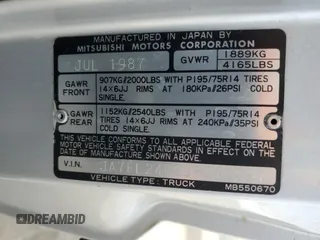 1988 Mitsubishi Mighty Max z VIN JA7FL24D2JP013297, wystawiony jako Copart lot #79533724 z przebiegiem 117 397 mil mil oraz Tytuł czysty. Historia ofert i sprzedaży dostępna na DreamBid. Obrazek 12.