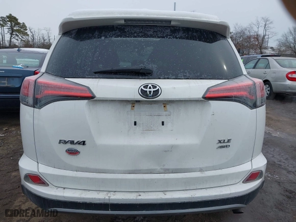 2017 Toyota RAV4 XLE with VIN 2T3RFREV4HW673525, listed as a IAAI auction lot 41503904 with 75,281 mi miles. Bid and sale history available at carsss.com. Image 16.