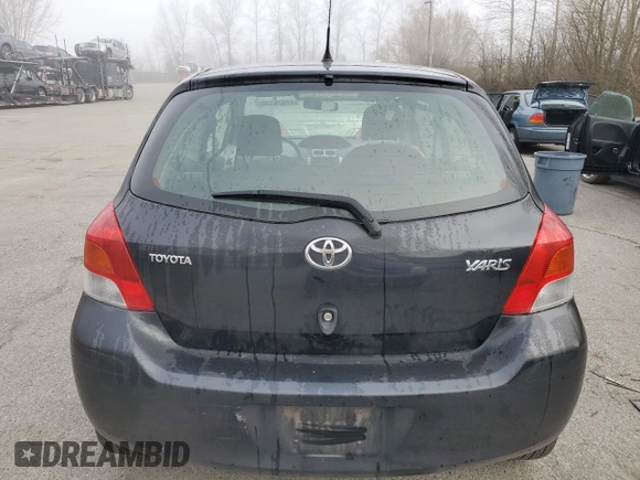 2010 Toyota Yaris z VIN JTDJT4K31A5301682, wystawiony jako Copart lot #47076115 z przebiegiem 153 663 mil mil oraz Czysty tytuł • Clean title. Historia ofert i sprzedaży dostępna na DreamBid. Obrazek 6.