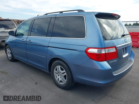 2007 Honda Odyssey EX-L z VIN 5FNRL38757B121989, wystawiony jako IAAI lot #42323131 z przebiegiem 174 906 mil mil oraz . Historia ofert i sprzedaży dostępna na DreamBid. Obrazek 3.