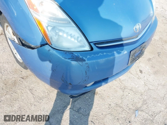 2008 Toyota Prius z VIN JTDKB20UX87728753, wystawiony jako IAAI lot #42425682 z przebiegiem Nie podano mil oraz . Historia ofert i sprzedaży dostępna na DreamBid. Obrazek 6.